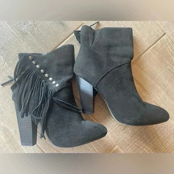 Black Fringe Booties - Picture 4 of 9
